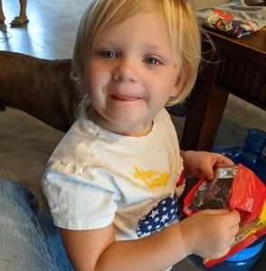 Meet your Posher, Lisa